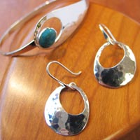 Ed Levin featured Jeweler at Mackerel Sky Gallery of Contemporary Craft